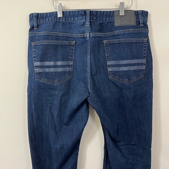 Five Four Men’s Medium Wash High-Rise Relaxed Jeans Size 38 - Picture 7 of 9